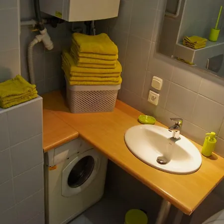 Sopocki Dworek Apartman *